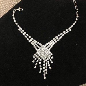 3/$15 ** Czech crystals party necklace